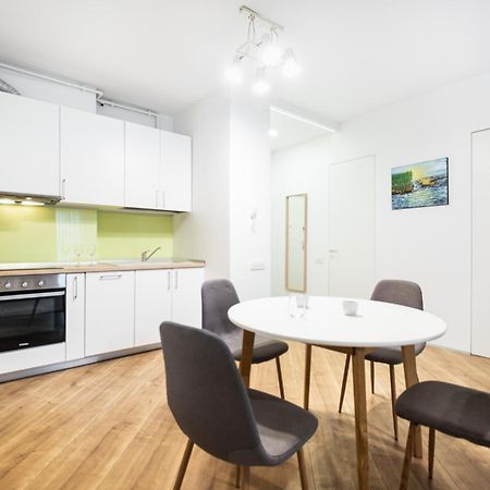 Luxury Pipera Apartment Voluntari Bagian luar foto
